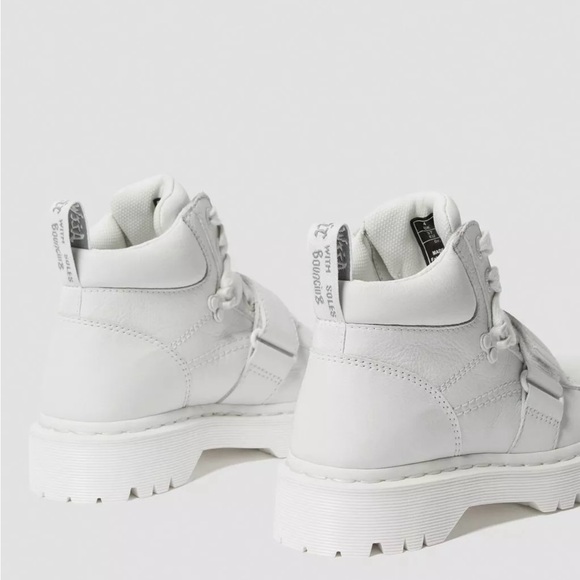 Dr Martens Zulma Women’s Virginia Leather Chunky Boot/Sneaker in White Size 8 - Picture 4 of 8